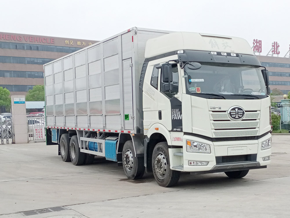 楚勝牌CSC5310CCQC6型畜禽運(yùn)輸車(chē)